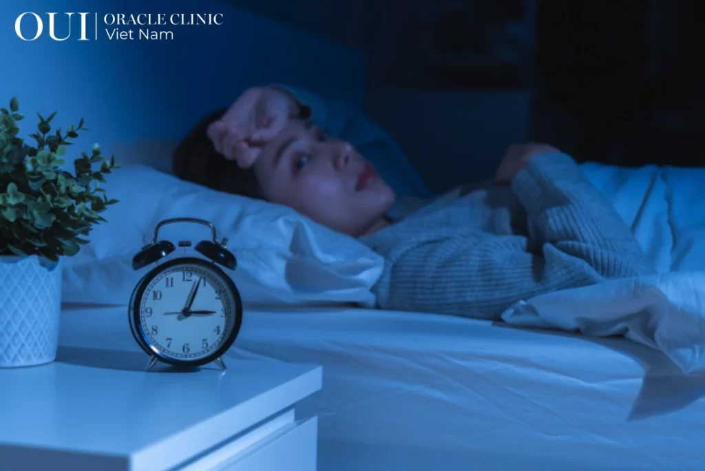 cách xóa nhanh nếp nhăn đuôi mắt 
